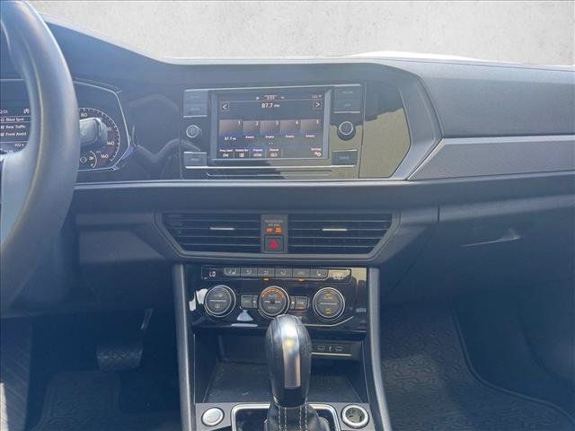 Used 2021 Volkswagen Jetta FWD image 12