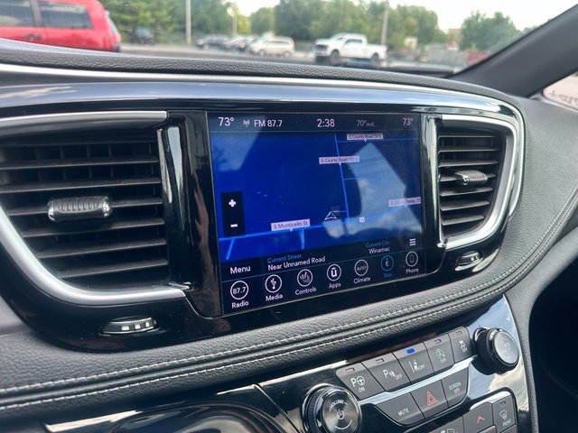 Used 2018 Chrysler Pacifica Limited w/ Advanced Safetytec Group FWD image 35