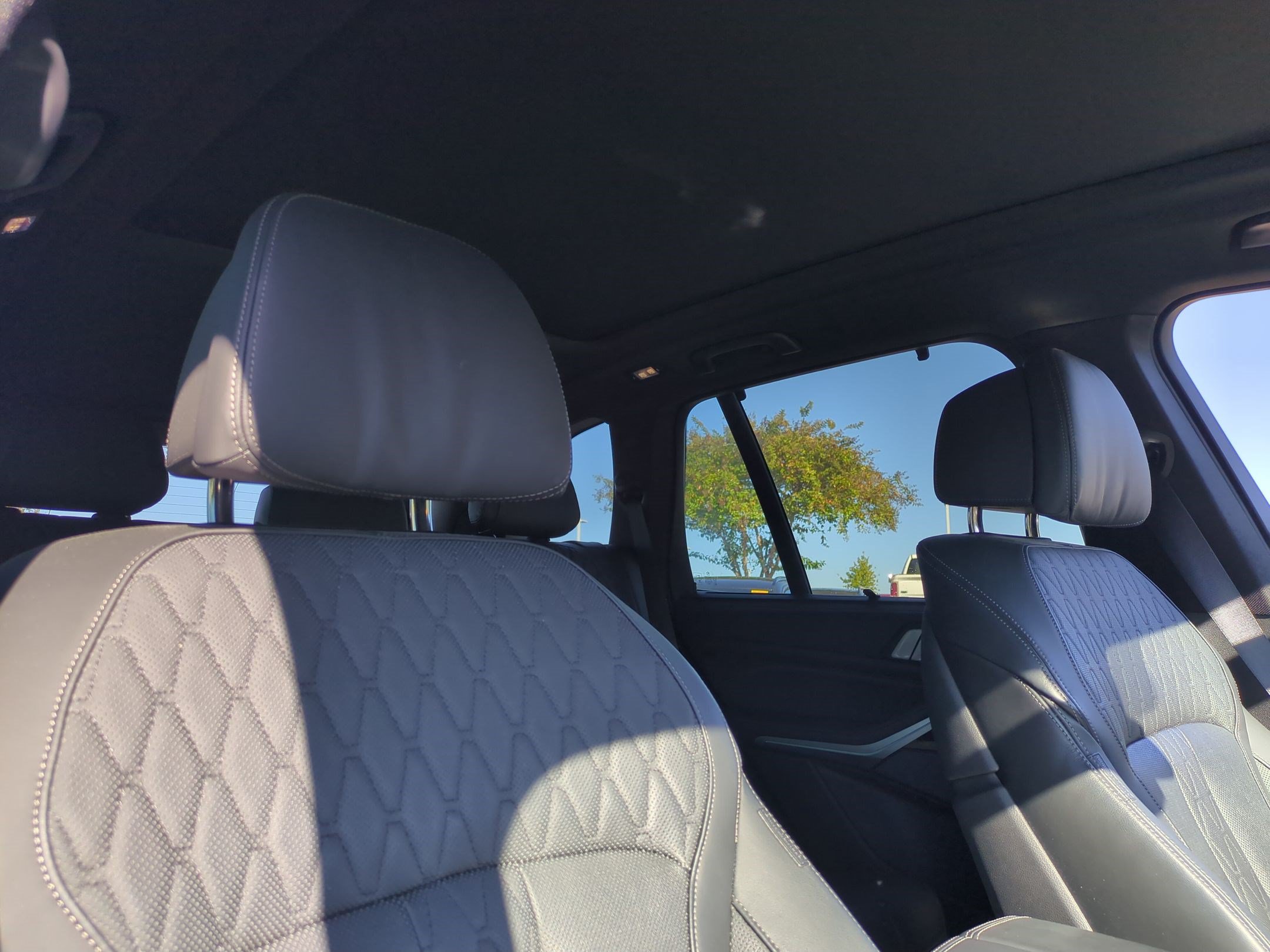 Used 2020 BMW X5 xDrive40i w/ Executive Package AWD/4WD image 32