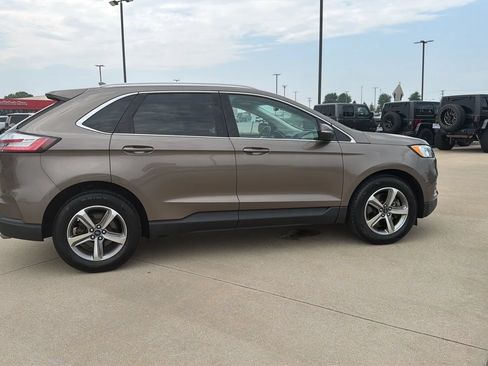 Used 2019 Ford Edge SEL w/ Equipment Group 201A AWD/4WD image 23