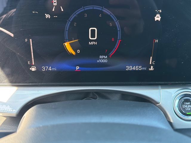 Used 2025 Chevrolet Trax LT FWD image 18