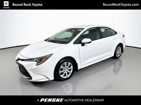 Used 2025 Toyota Corolla LE FWD image 1