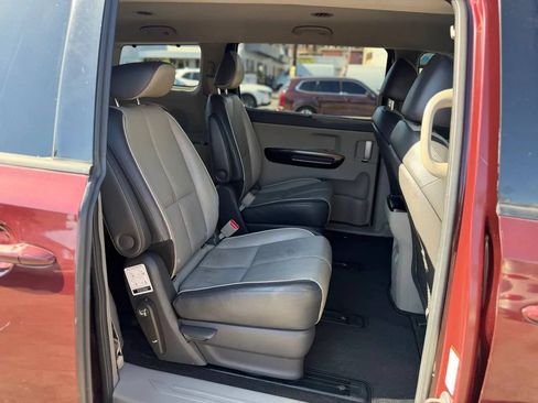Used 2016 Kia Sedona SX FWD image 31