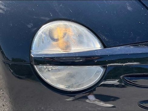 Used 2004 Chevrolet SSR w/ Preferred Equipment Group RWD image 28