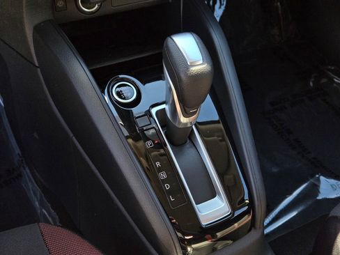 New 2025 Nissan Versa SR w/ Trunk Package image 14