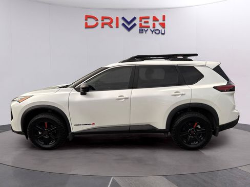 Used 2025 Nissan Rogue SV w/ Rock Creek Premium Package AWD/4WD image 2