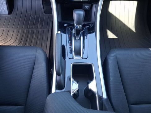 Used 2016 Honda Accord LX image 13