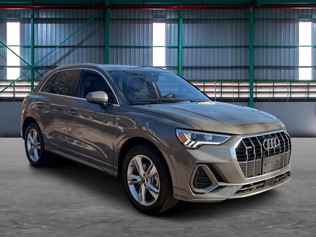 Used 2023 Audi Q3 2.0T Premium w/ Convenience Package AWD/4WD image 6