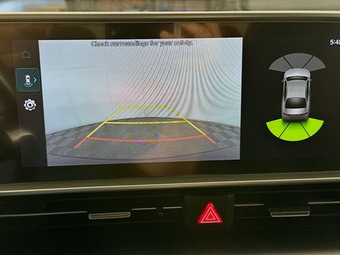 Used 2024 Hyundai Ioniq 6 SE image 23