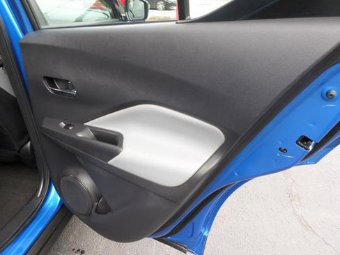 Used 2024 Nissan Kicks SR w/ SR Premium Package FWD image 31