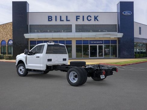 New 2026 Ford F350 XL w/ XL Chrome Package AWD/4WD image 4