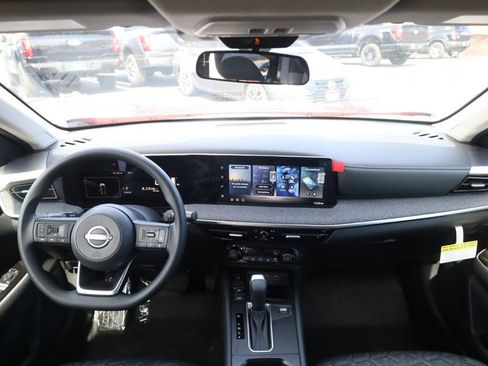 New 2026 Nissan Kicks SV image 7