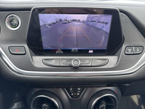 Used 2019 Chevrolet Blazer LT image 17