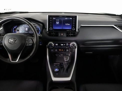 Used 2021 Toyota RAV4 XSE image 6