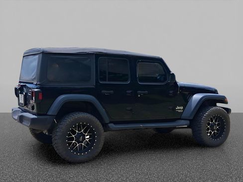 Used 2018 Jeep Wrangler Unlimited Sport S AWD/4WD image 6