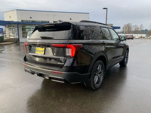 New 2026 Ford Explorer ST-Line w/ ST-Line Street Pack image 7