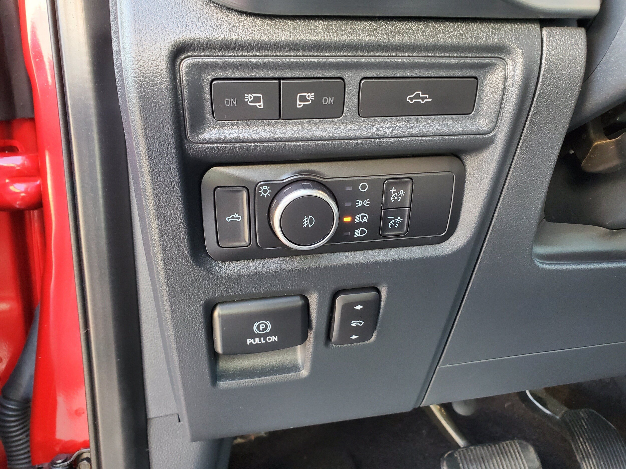 Used 2022 Ford F150 Lariat w/ Max Trailer Tow Package RWD image 15