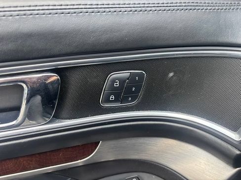 Used 2017 Ford Explorer Platinum AWD/4WD image 12