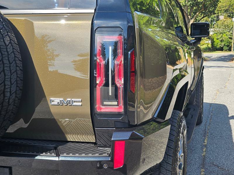 Used 2025 GMC Hummer EV 3X AWD/4WD image 29