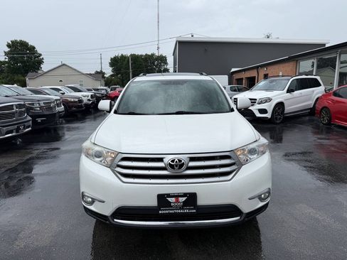 Used 2011 Toyota Highlander Limited w/ Tow Pkg AWD/4WD image 2