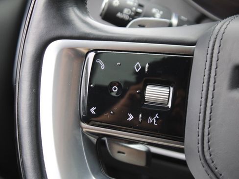 Certified 2023 Land Rover Range Rover SE image 13