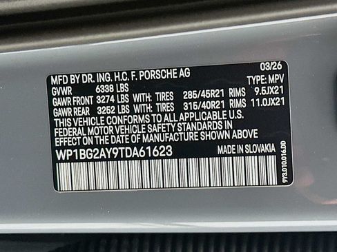 New 2026 Porsche Cayenne GTS AWD/4WD image 33
