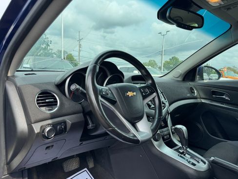 Used 2013 Chevrolet Cruze LT FWD image 14