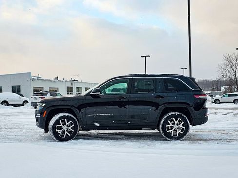 New 2025 Jeep Grand Cherokee Limited image 7