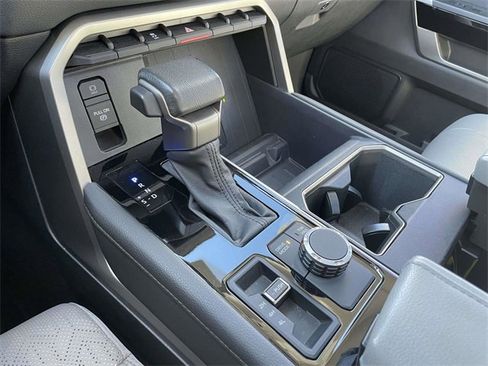 Used 2023 Toyota Tundra Limited image 31