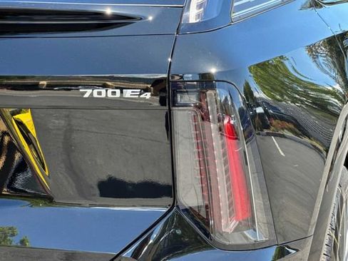New 2026 Cadillac Optiq Sport 2 AWD/4WD image 26