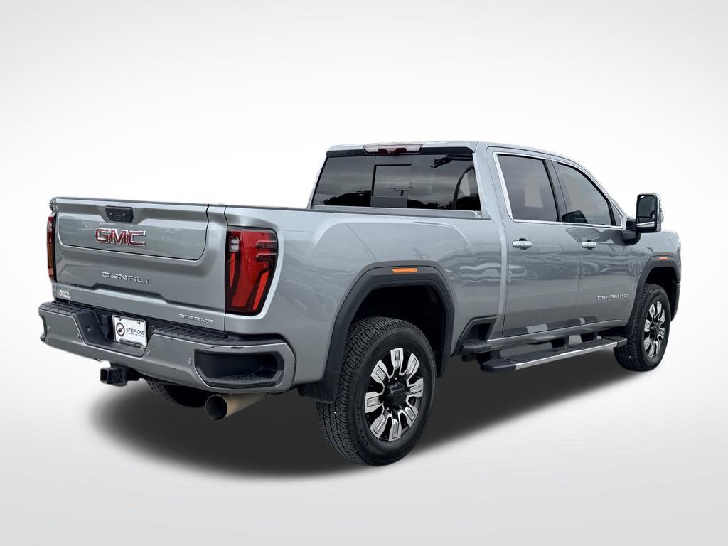 Used 2024 GMC Sierra 2500 Denali w/ Denali Reserve Package AWD/4WD image 7