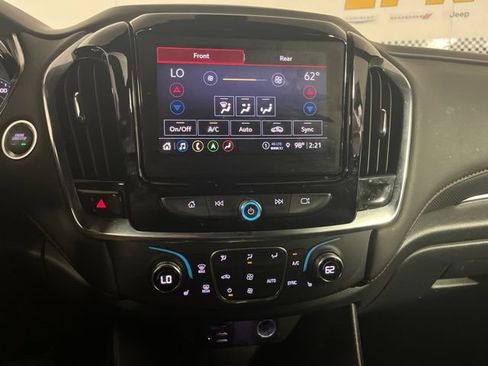 Used 2024 Chevrolet Traverse RS w/ LPO, Floor Liner Package AWD/4WD image 28