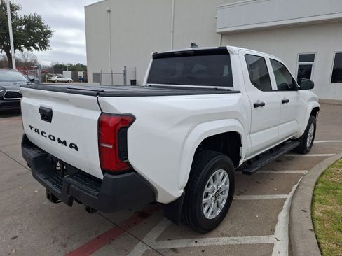 Used 2024 Toyota Tacoma SR image 6
