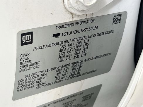 Used 2024 GMC Sierra 1500 AT4 w/ AT4 Preferred Package image 32