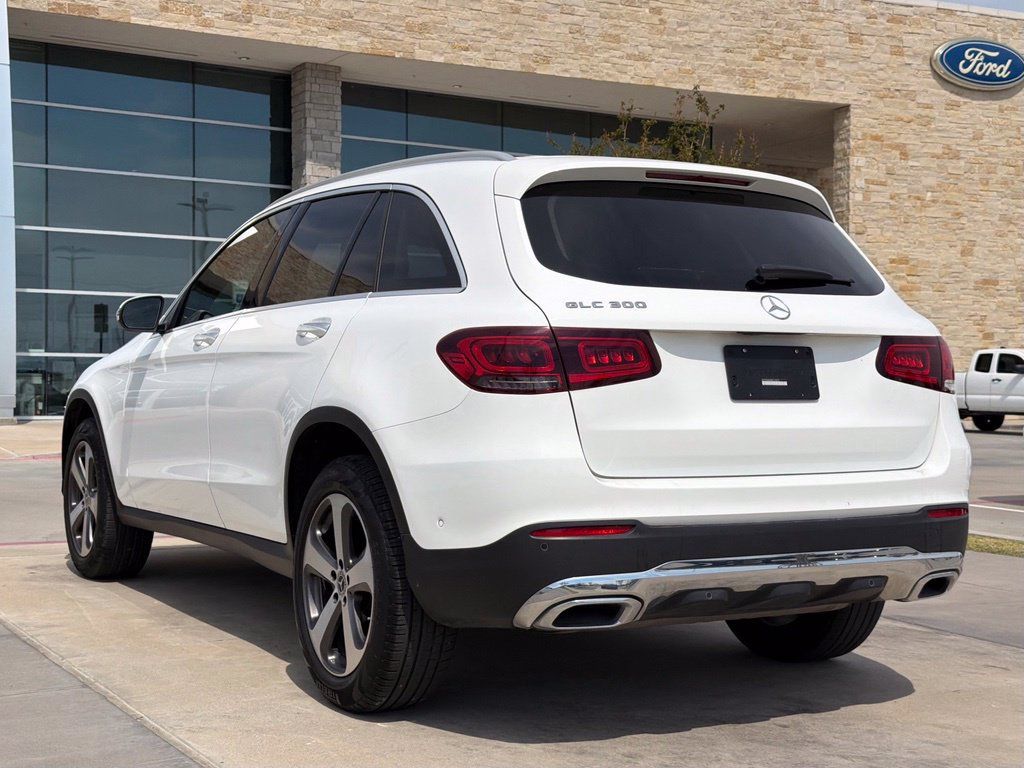 Used 2022 Mercedes-Benz GLC 300 w/ Premium Package Lite image 10
