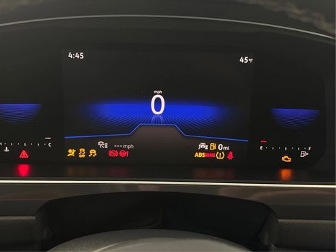 Used 2022 Volkswagen Tiguan SE image 23