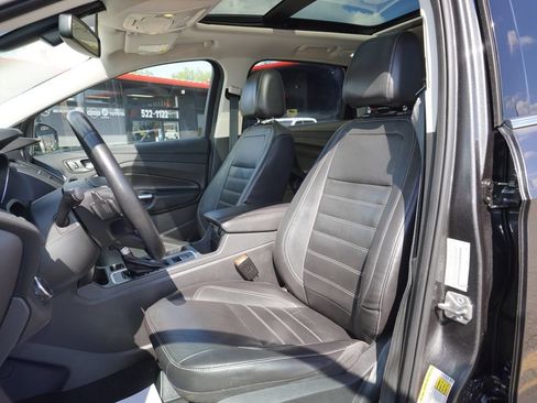 Used 2017 Ford Escape Titanium AWD/4WD image 21