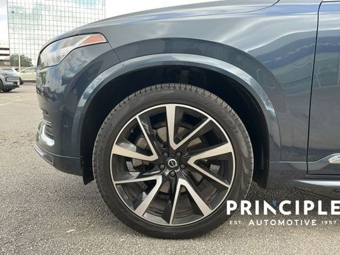 Certified 2023 Volvo XC90 B5 Plus AWD/4WD image 7