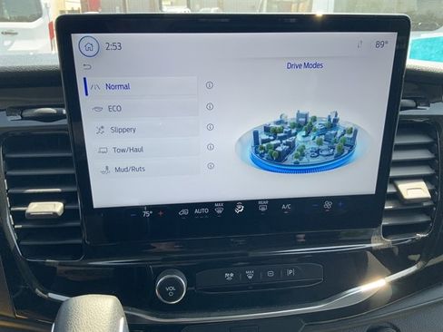 Used 2024 Ford Transit 350 XLT image 24