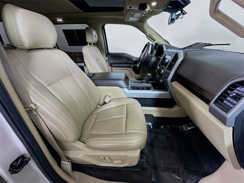 Used 2018 Ford F150 Lariat w/ Equipment Group 502A Luxury image 12