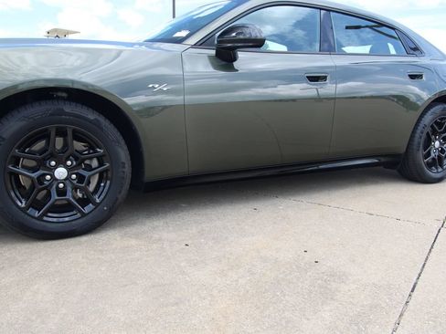 New 2026 Dodge Charger R/T AWD/4WD image 10