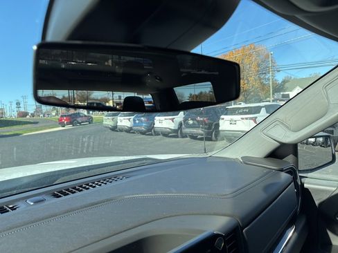 New 2025 Chevrolet Silverado 1500 LT image 22