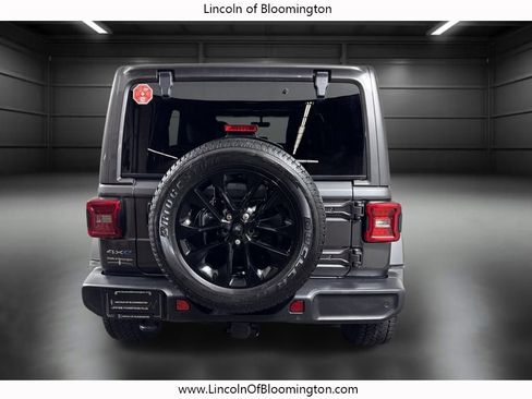 Used 2021 Jeep Wrangler Unlimited Sahara w/ Cold Weather Group image 8