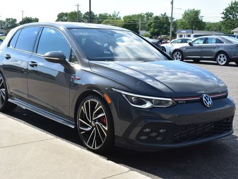 Used 2022 Volkswagen GTI SE FWD image 11