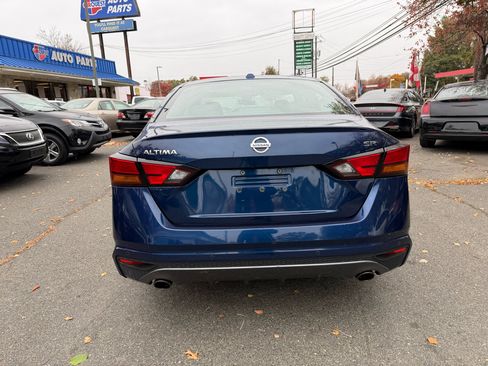 Used 2022 Nissan Altima 2.5 SR image 6