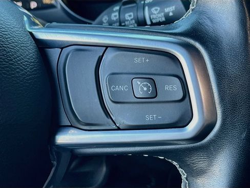 Used 2021 Jeep Wrangler Unlimited Sahara w/ Cold Weather Group AWD/4WD image 19