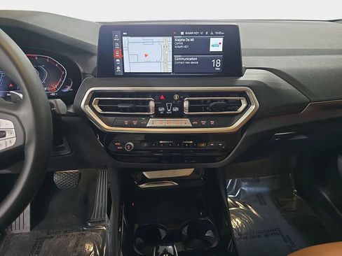 Certified 2024 BMW X3 sDrive30i w/ Convenience Package RWD image 23