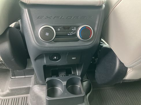 Certified 2025 Ford Explorer Active w/ Active Comfort Package RWD image 25