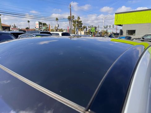 Used 2022 Ford Mustang Mach-E Premium image 10