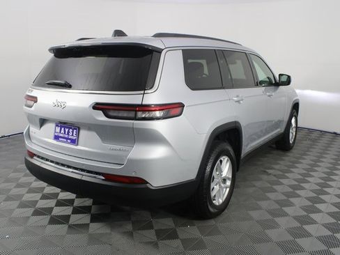 New 2025 Jeep Grand Cherokee L Laredo image 25